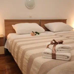 Apartman Vincent Apt. In Old Town Centre