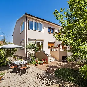 Karmen Apartman Rovinj